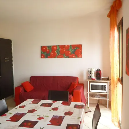 아파트 La Casa Papavero In The Centre Of Pula! 풀라