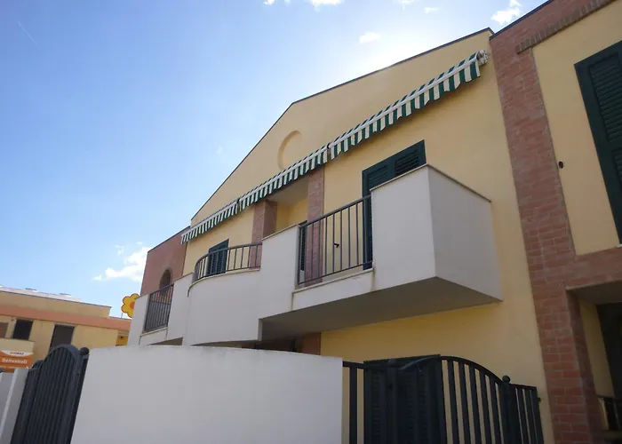 Appartement Guesthost - La Casa Papavero In The Centre Of Pula! *